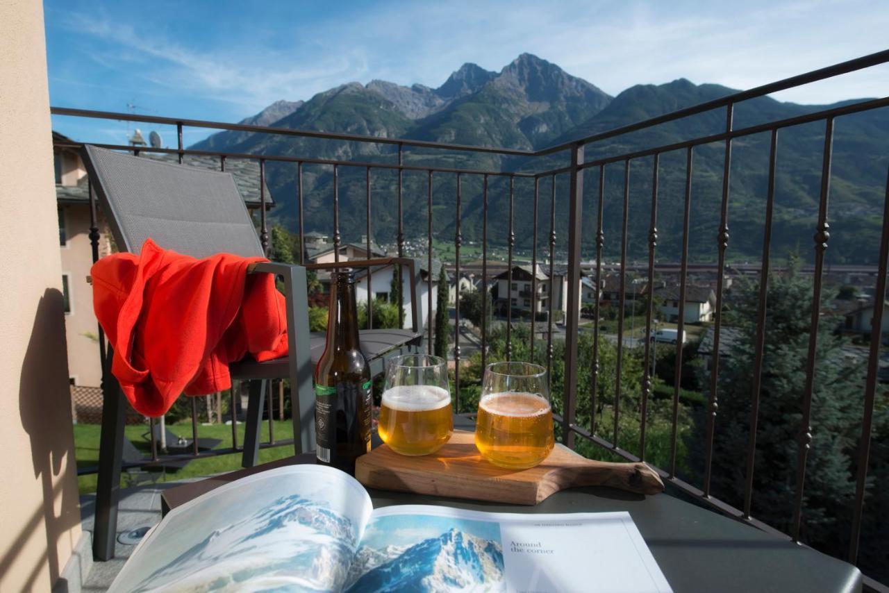 Le Petit Lievre Bed & Breakfast Aosta Exterior photo